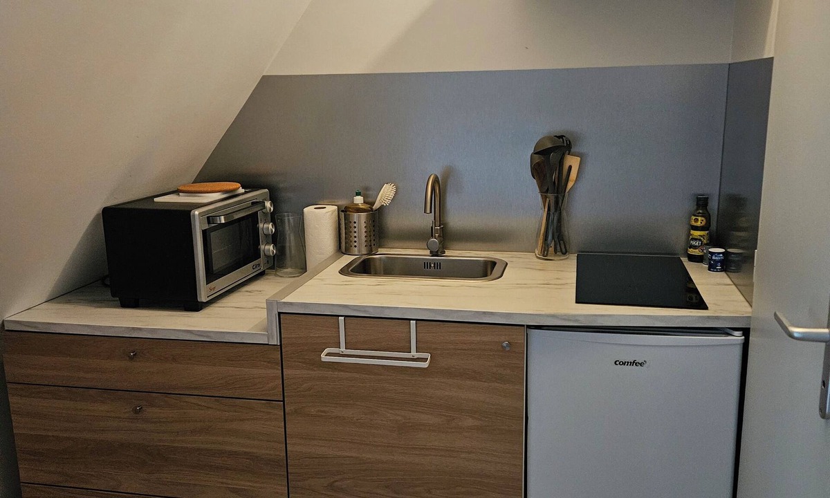 Mont-sous-Vaudrey Apartment | Nature refuge at the château - relaxation & serenity