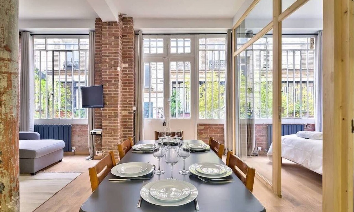 Quartier de la Porte-Saint-Denis Apartment | NEW Loft Apt in the Heart of Paris - An Ecoloflat