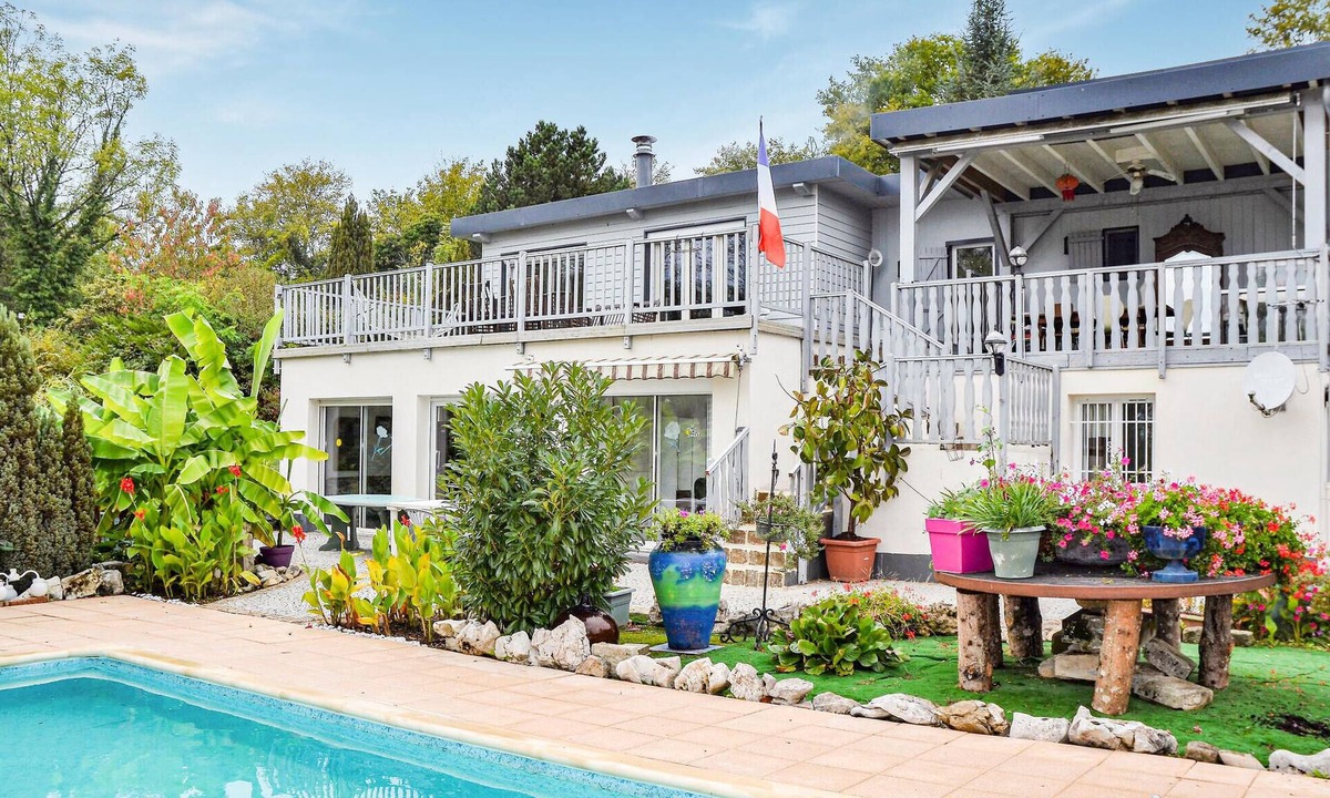 Chambornay-les-Pin Apartment | Nice apartment in Chambornay-Lès-Pin