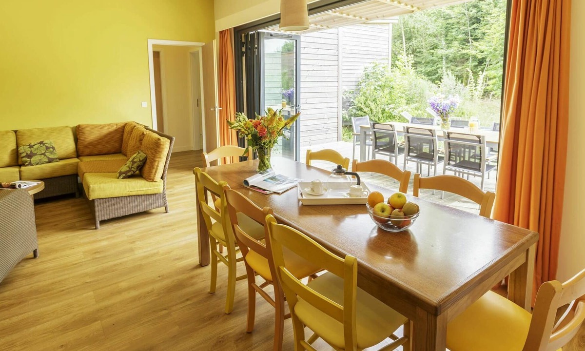 Hattigny House | Nice apartment in villa for 8 guests with pool, WIFI, hot tub, TV and terrace