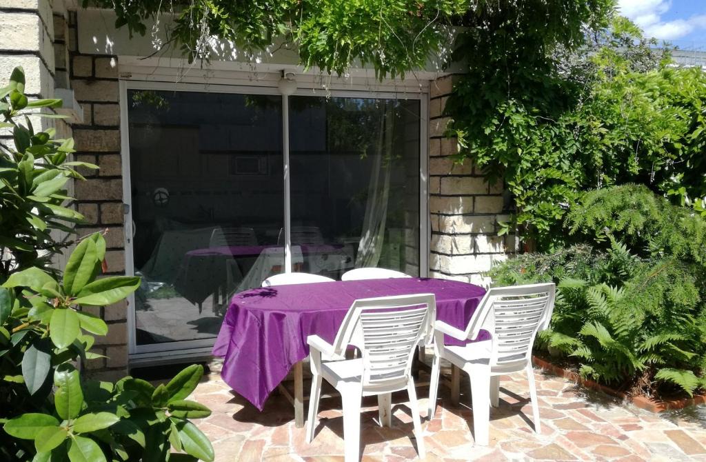 Sceaux Apartment | Nice family studio in villa Sceaux 600m RER B direct to Notre-Dame
