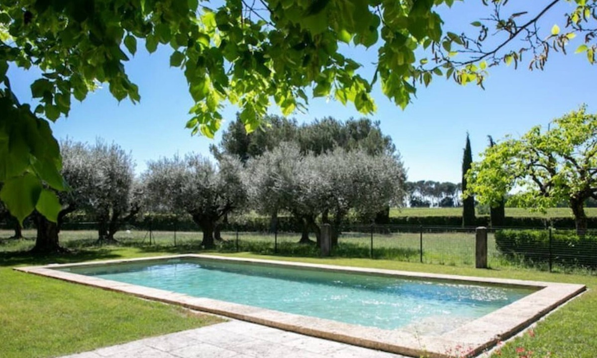Carpentras House | Old farmhouse with majestic view of the vineyards