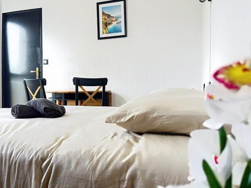 Jonzac Apartment | Parenthèse Détente à Jonzac - Tout Équipé & Clim