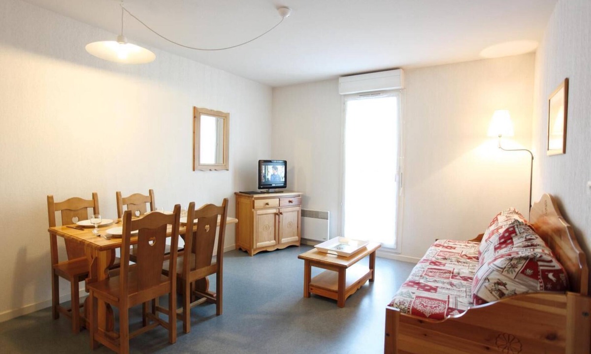 Avrieux Apartment | Parking, tv, ski locker, 53m², La Norma