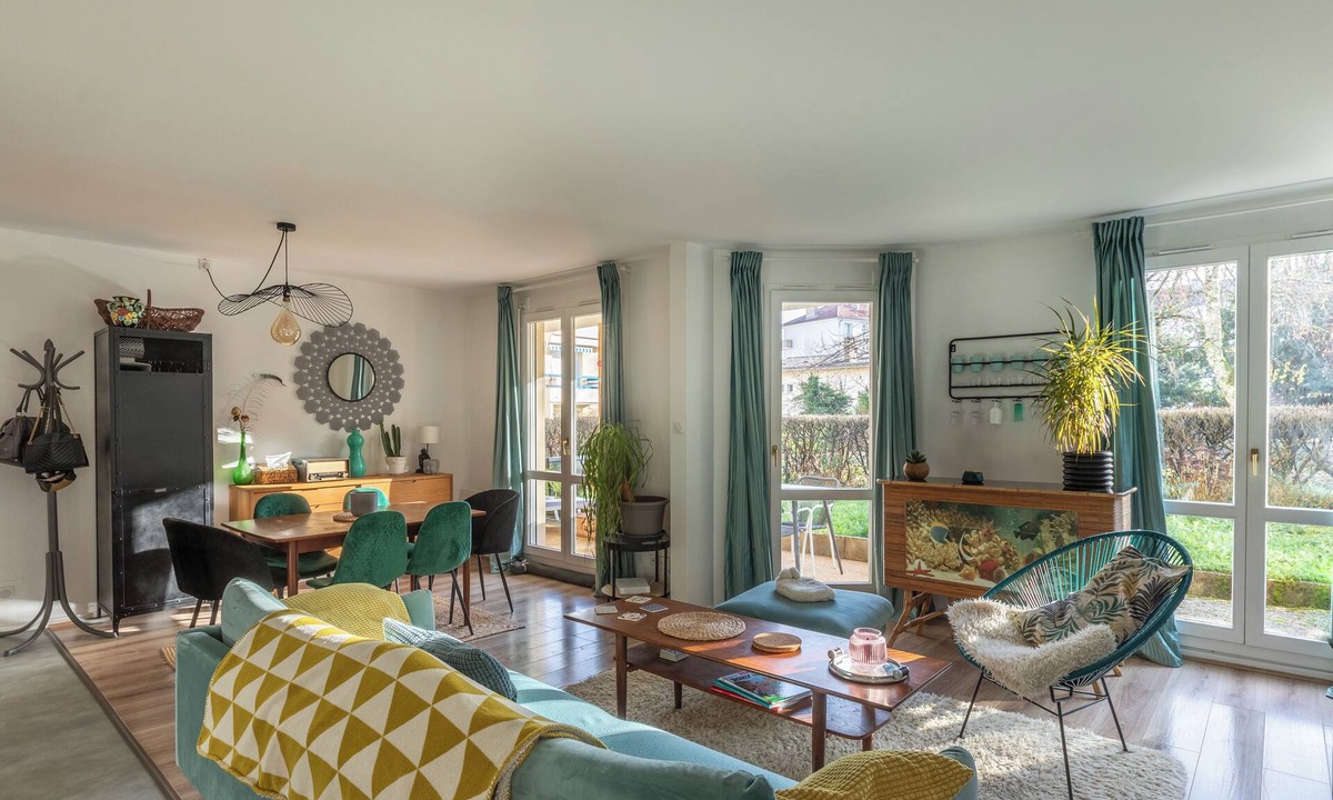 Up 1.5 Saint-Ferreol Apartment | Peaceful Haven Near City Center, Parking, Garden