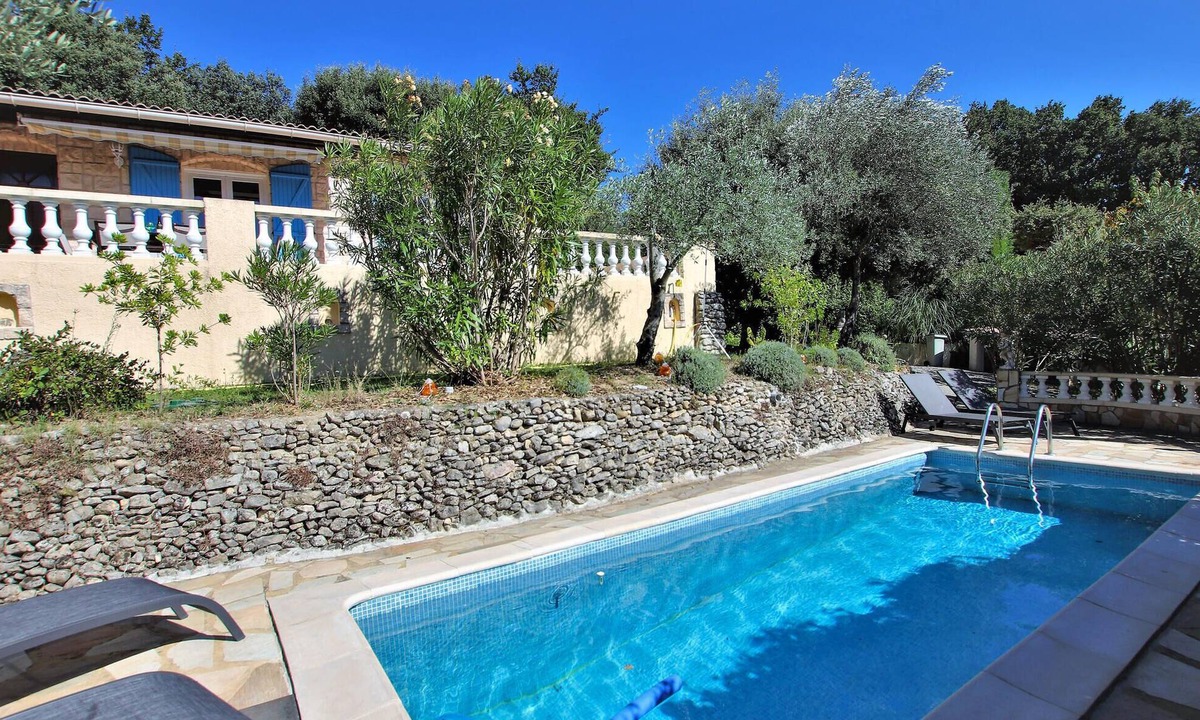 Colonzelle House | Pet friendly home in Colonzelle