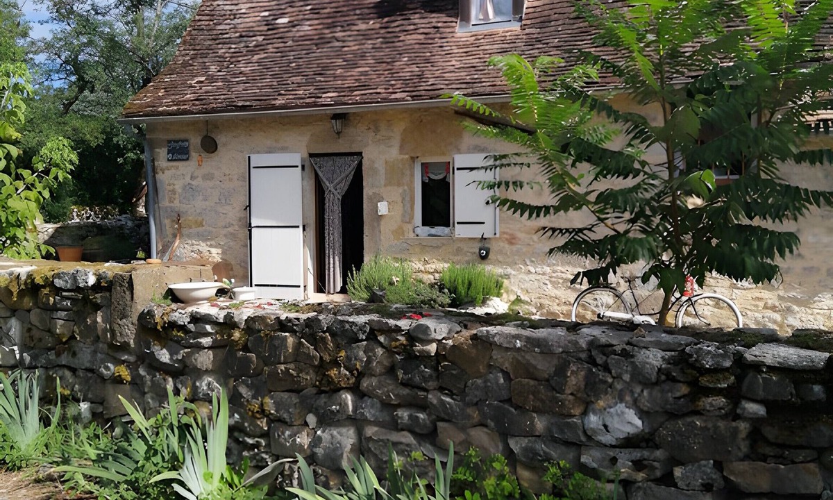 Padirac House | Petit Gouffre d'Amour Cottage with Private Garden, Wi-Fi, and Air Conditioning