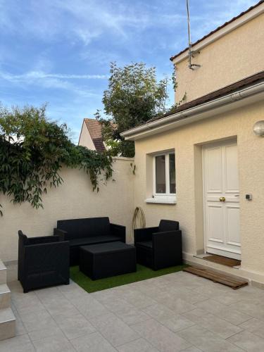 Plateau - Mont-Valerien House | Petite maison cosy proche de La Défense
