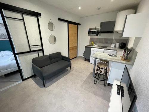Roanne Apartment | Place du marché 101, idéal pour découvrir la ville