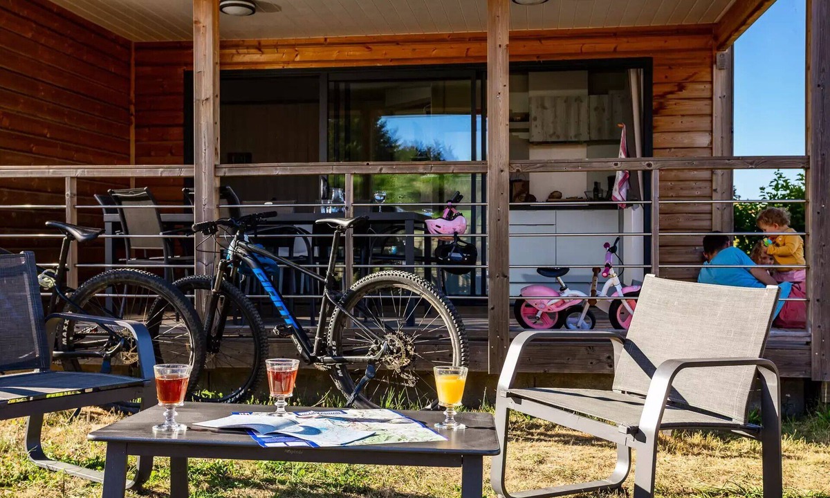 Chastanier Ski Chalet | Premium Cottage for 6 People