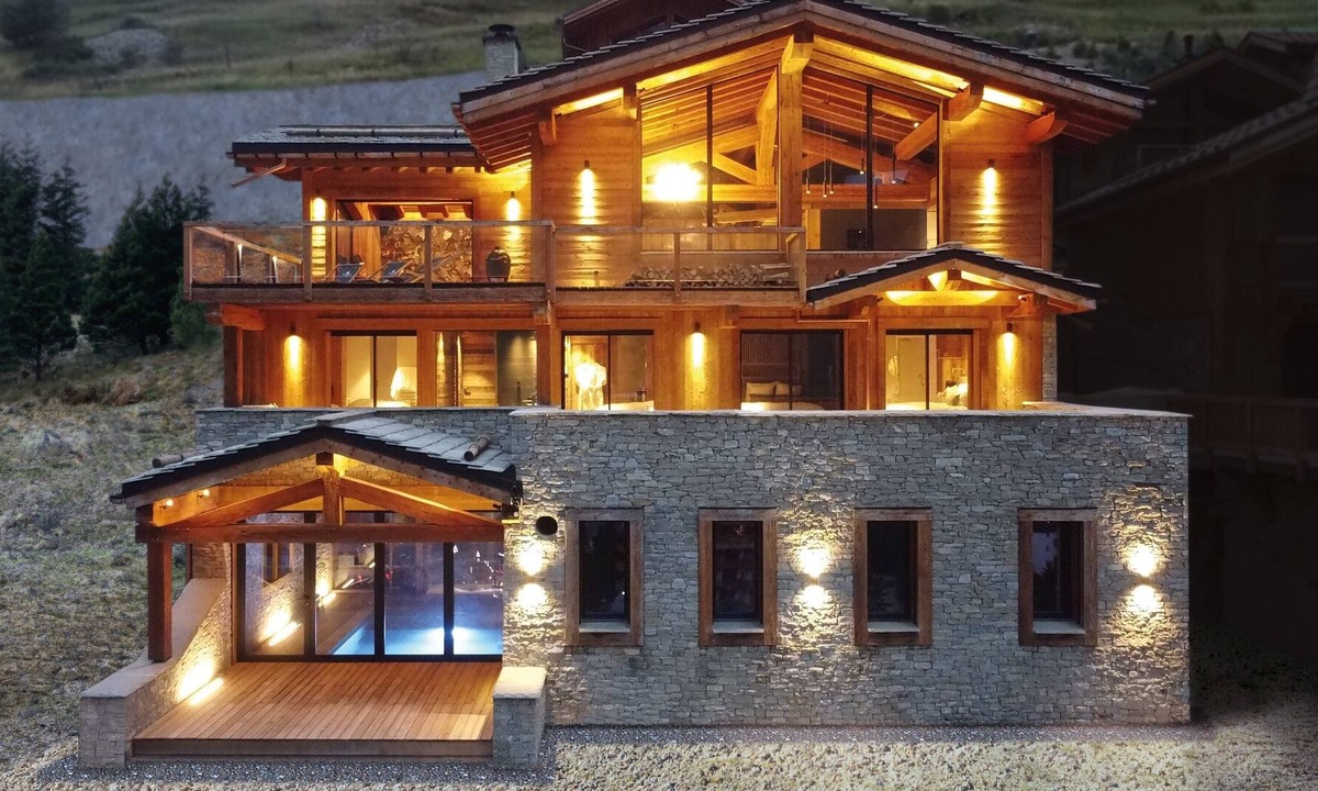 Mont-de-Lans Ski Chalet | Prestige chalet with panoramic view in the heart of the resort