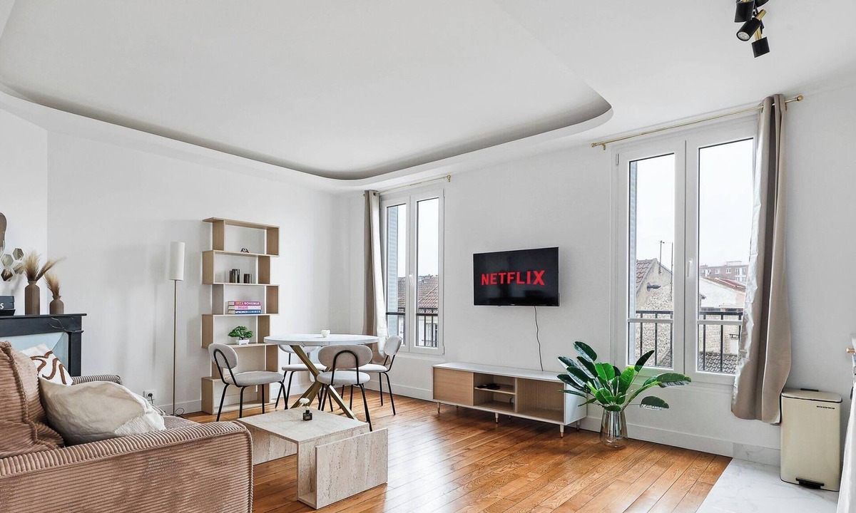 Petit-Ivry Apartment | Prestige et sérénité aux portes de Paris