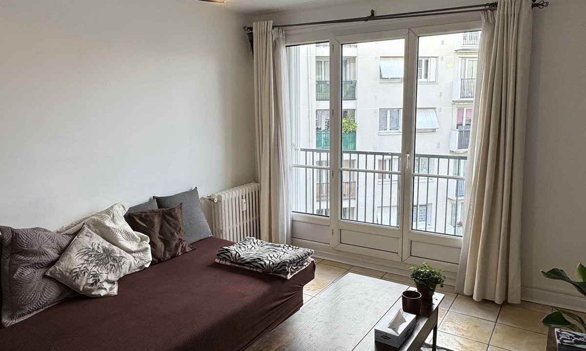 Le Kremlin-Bicetre Apartment | Proche du centre de Paris ! Appartement calme de 45m2 avec balcon