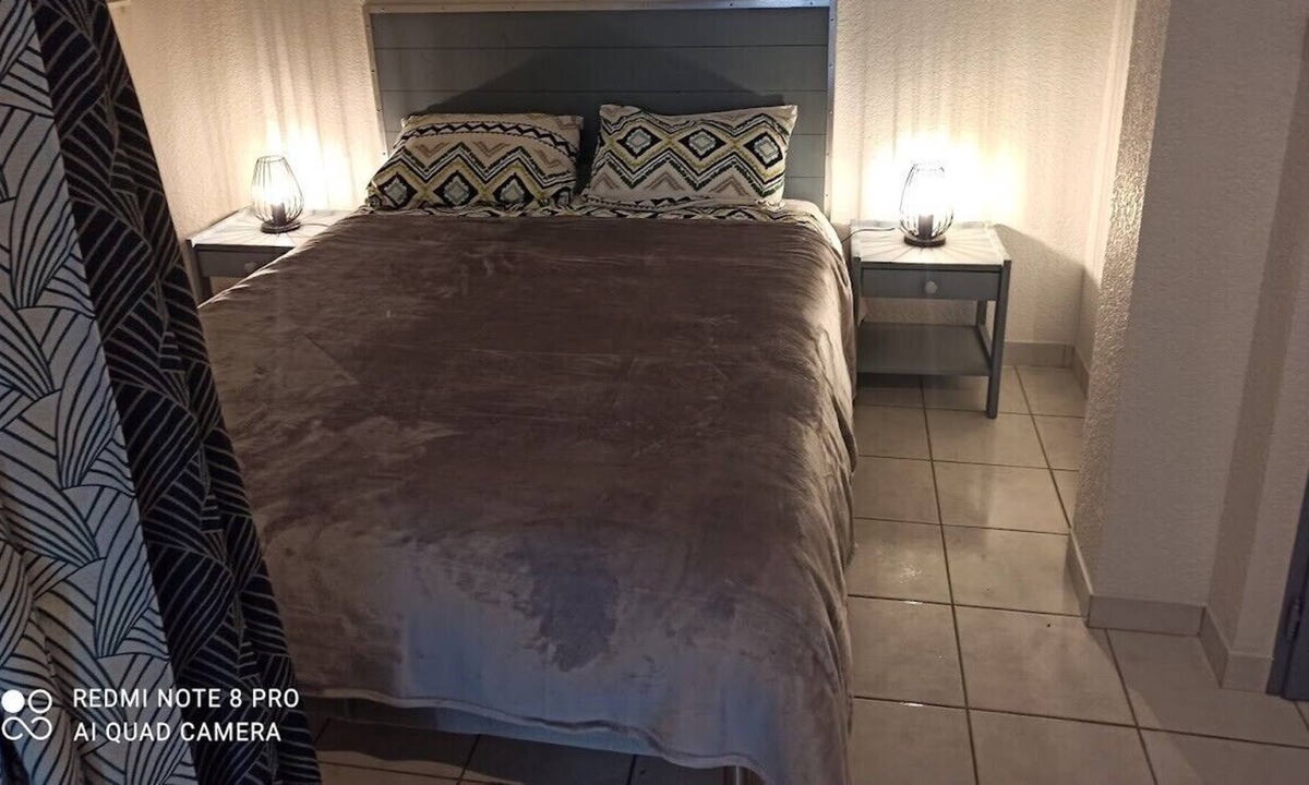 Hurigny Apartment | PURA VIDA WELCOME Cosy Apartment for 2 Macon