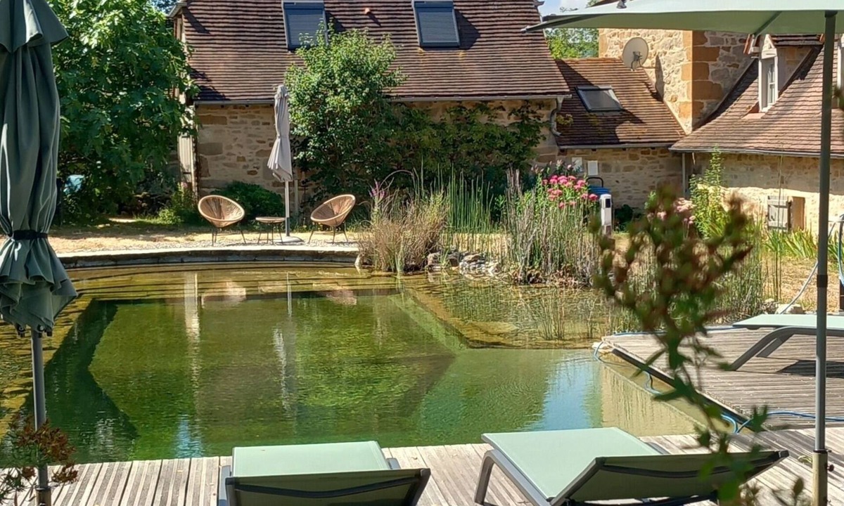 Frontenac Cottage | Quercy cottage, charm, comfort, garden with trees, natural swimming pool