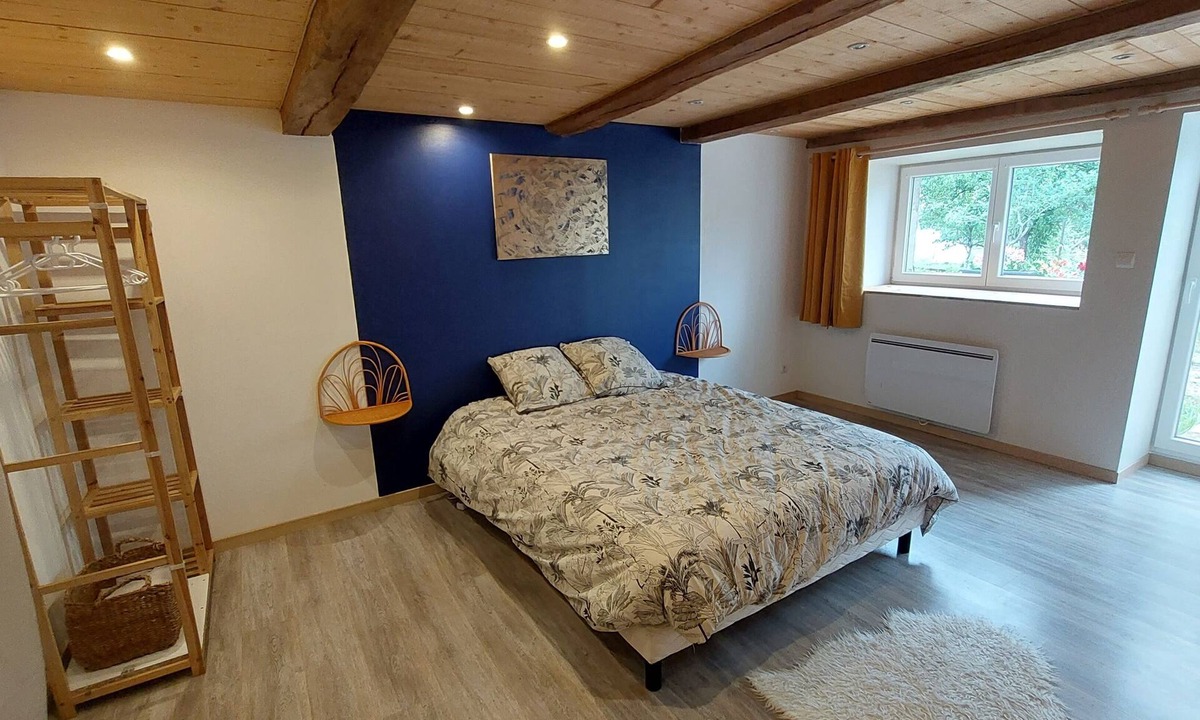 Neurey-les-la-Demie Apartment | Quiet cottage in the countryside