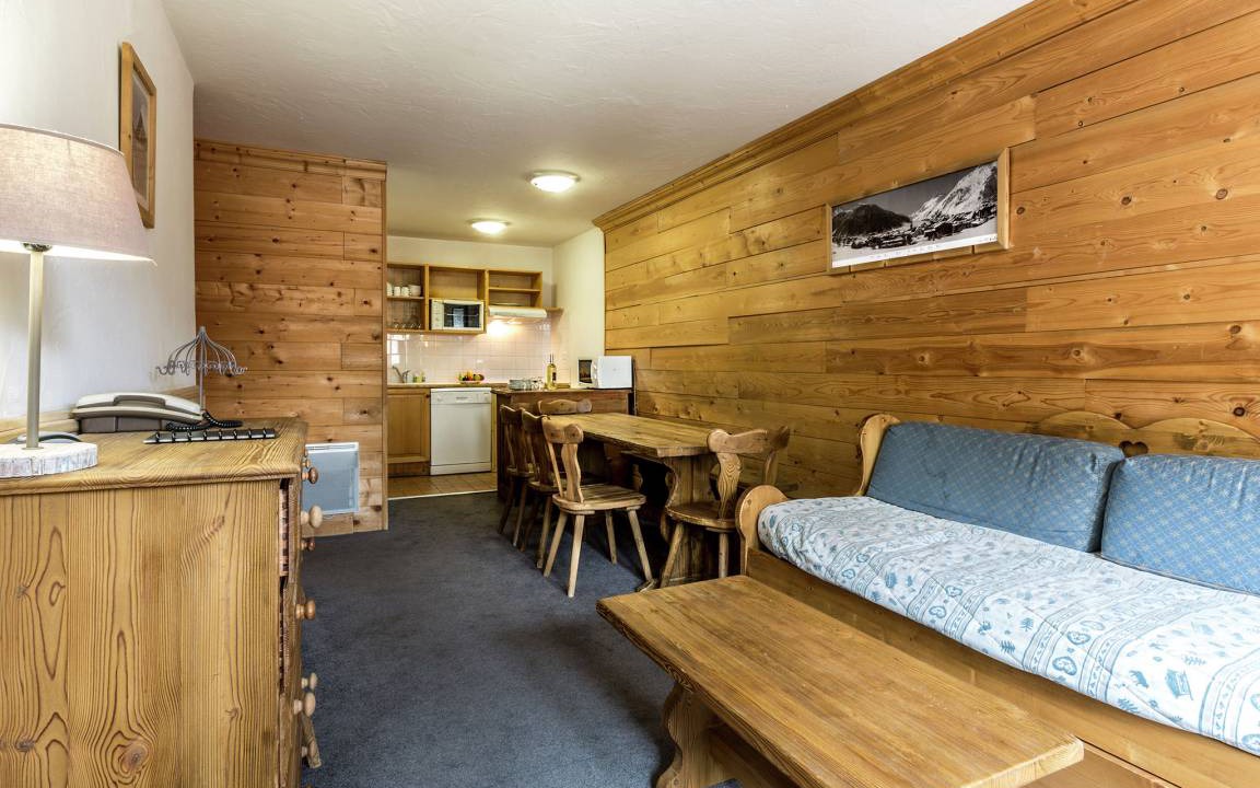 Val-d'Isere Apartment | Résidence Alpina Lodge 10