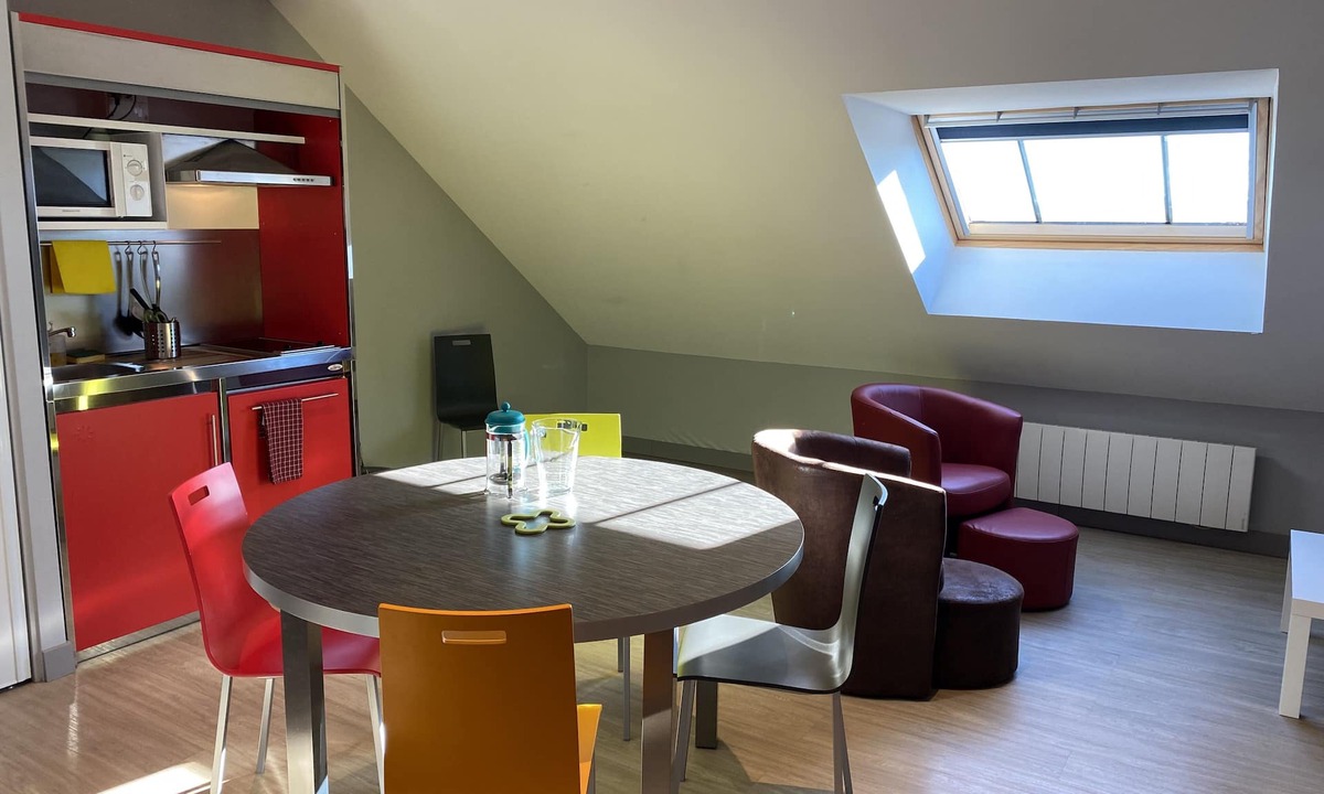 Alleuze Apartment | Résidence Apparten Ville Appartement 5 Personnes