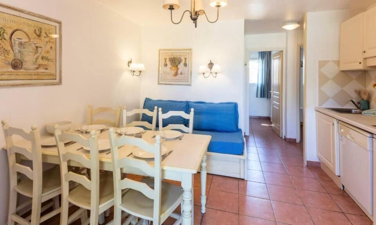 Mandelieu-La-Napoule Apartment | Résidence Pierre & Vacances Les Rives de Cannes Mandelieu*** - Apartment for 6 people - 1 bedroom + 1 sleeping area - Terrace or balcony