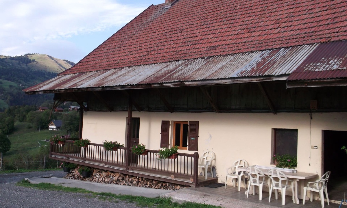Le Bouchet-Mont-Charvin House | Renovated farmhouse with panoramic views
