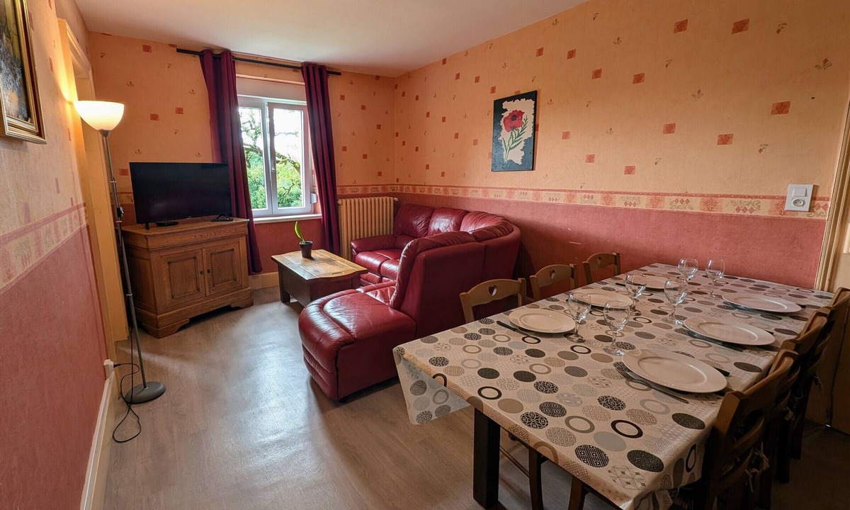Travexin Cottage | Renovated apartment at foot of Thousand Ponds, 3 bedrooms