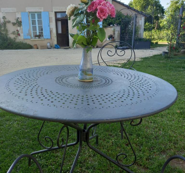 Entrains-sur-Nohain House | Residence de la demi-lune