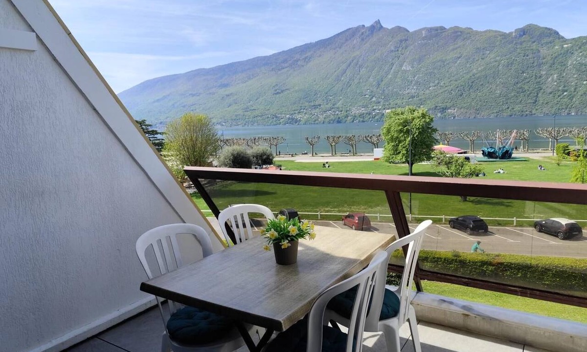 Aix-les-Bains House | RESIDENCE LES CYGNES N°92