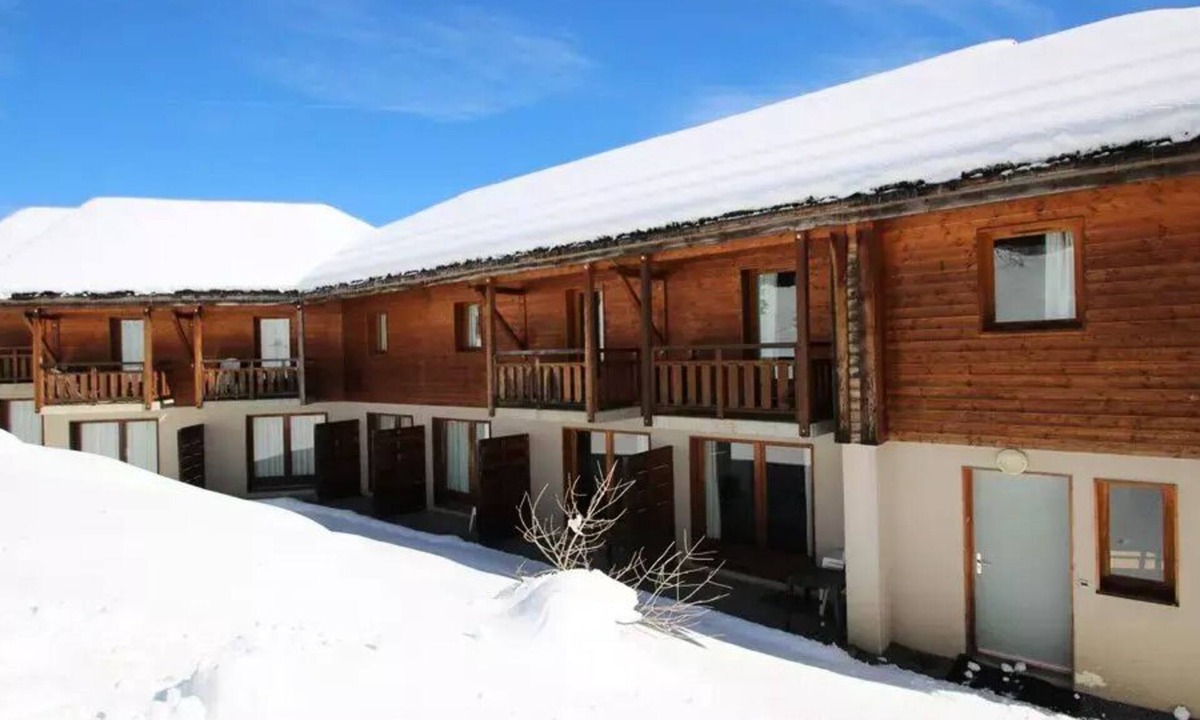 Puy-Saint-Vincent Ski Chalet | Residence Parc Aux Etoiles - PARK IN ETOILES -CH07- WITH PISCINE AND SAUNA-Chalet dup