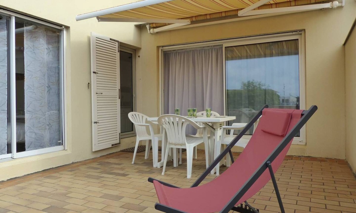 Capbreton Apartment | Residence " Terrasses de l'Océan" - Flat for 4 persons with marina view- Free Wifi.