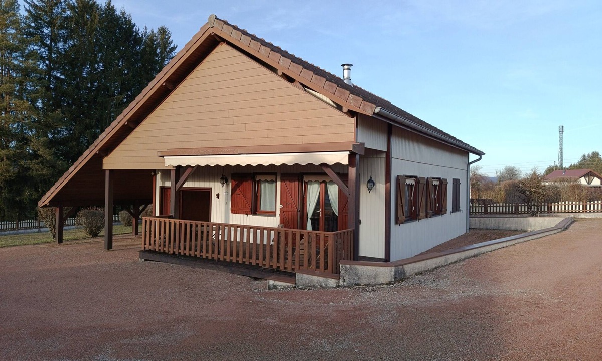 Pont-de-Poitte House | Rivage Home: Cozy Wooden Chalet – 10 min from the Port – Digital Detox & Nature
