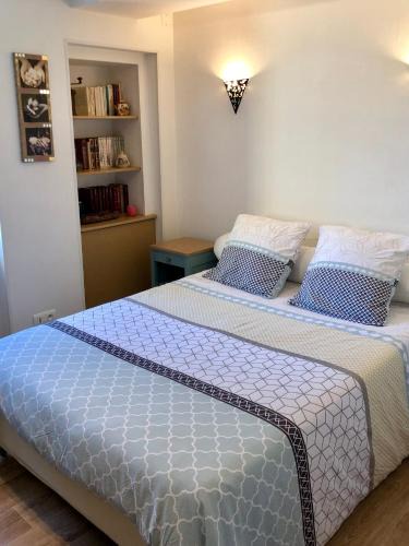 Imphy Apartment | S19 Parking 1 Ch 1-3 pers Proche EuroVélo 6, A77 Sorties 36 à 38, Nevers, Circuit Magny Cours, Decize