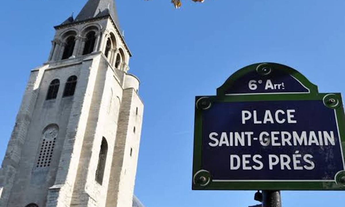 6th Arrondissement Apartment | Saint Germain Luxury with Modern Comforts!