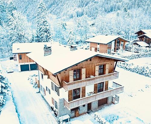 Chamonix-Mont-Blanc Ski Chalet | Sauna Bain Nordique Cinéma Vue Montange