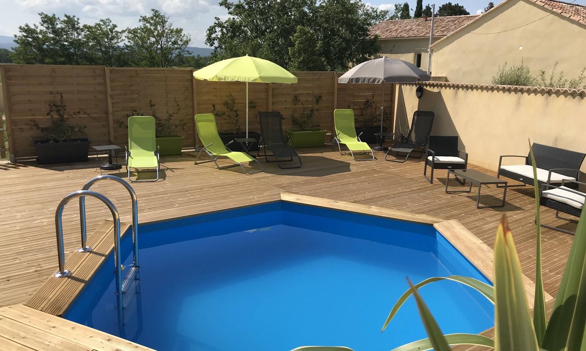Donzere Cottage | Sommelonge gîte near grignan with private pool