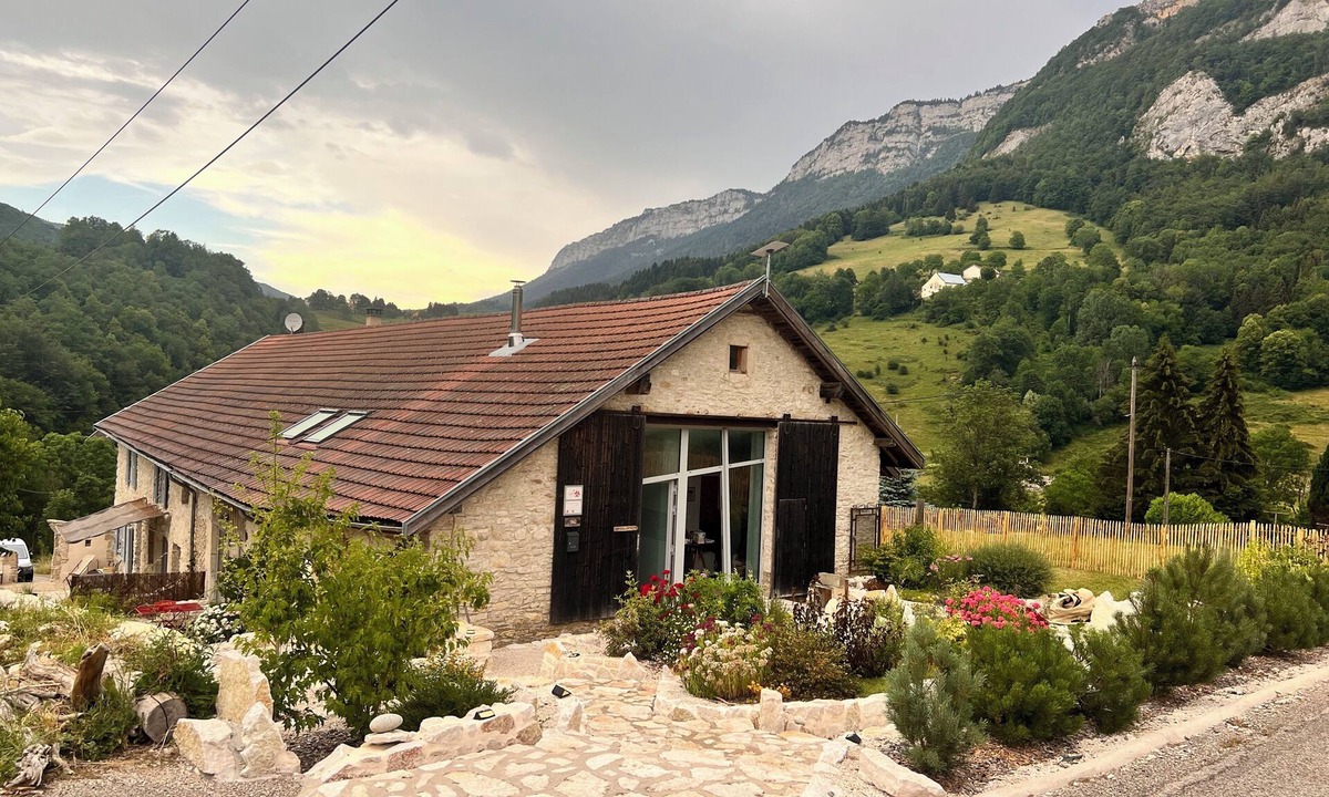 Saint-Julien-en-Vercors Apartment | Spacious 2* Gite-Nid in the authentic Vercors near all amenities