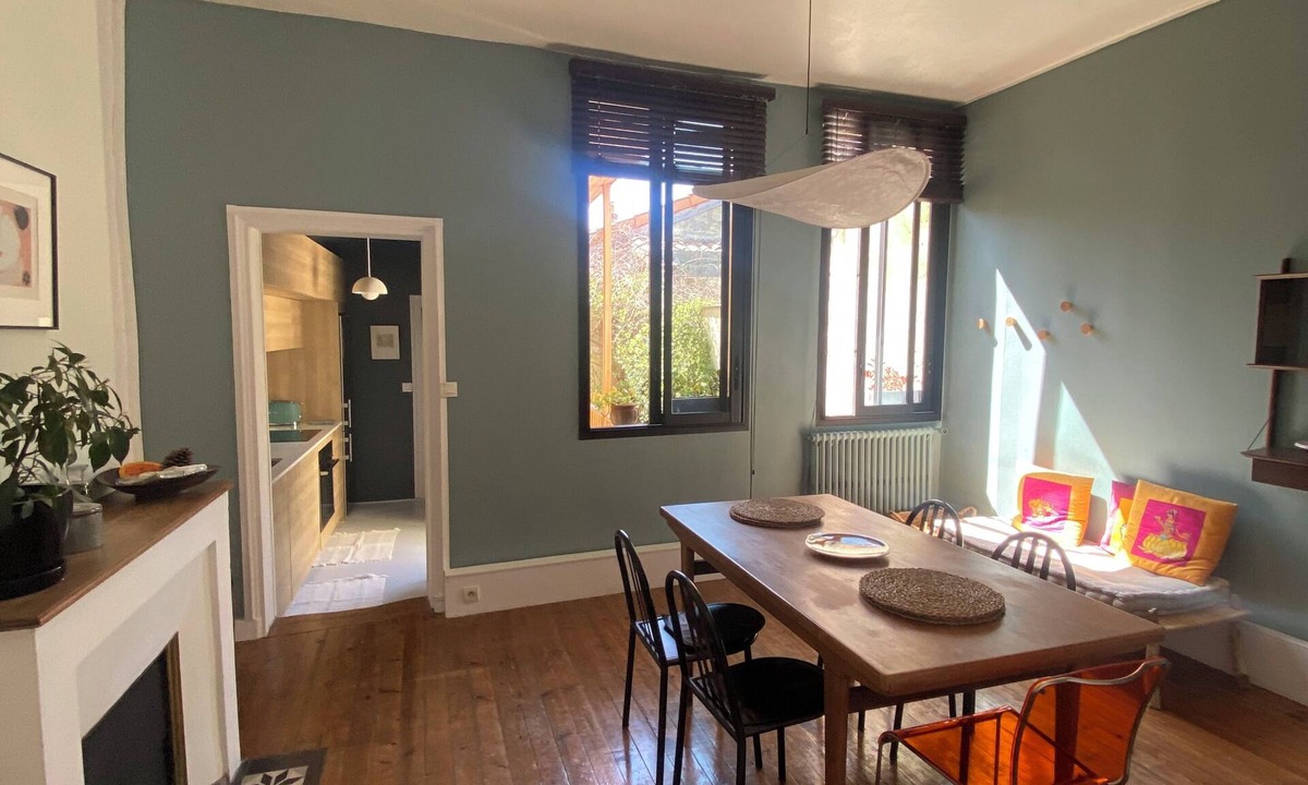 Saint Seurin - Fondaudege Apartment | SPACIOUS APARTMENT (90m2), LUMINOUS, QUIET, NEAR PUBLIC GARDEN