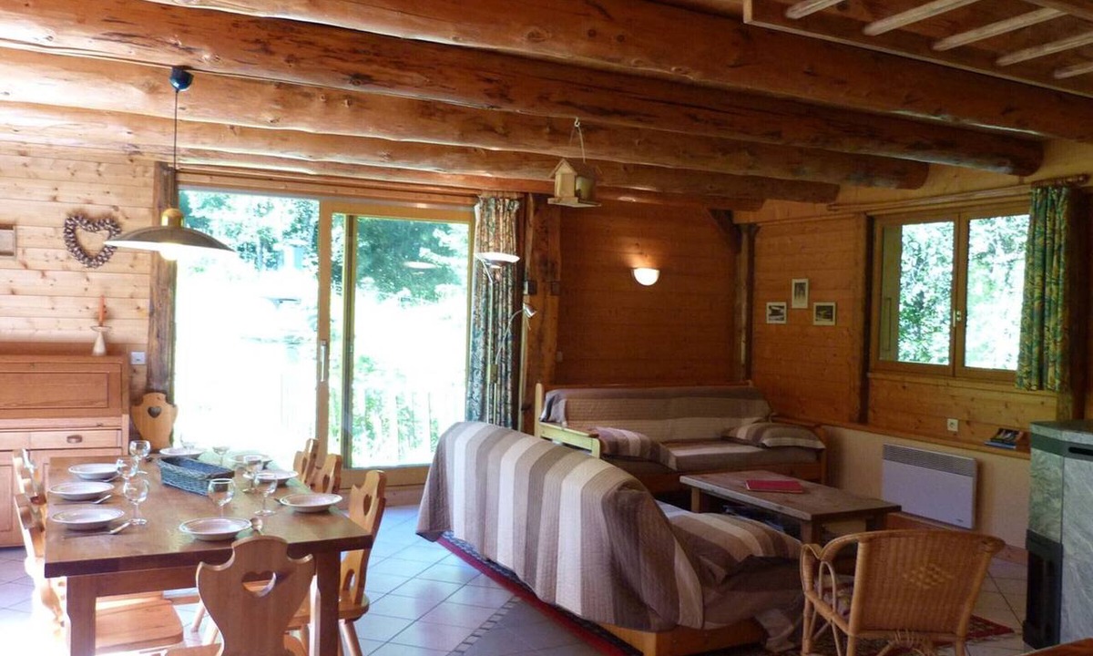 Beaufort Ski Chalet | Spacious chalet, pets welcome - 8 guests
