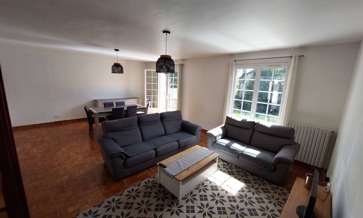 Villejuif House | Spacious house for large family or group - Near Villejuif Metro Line7