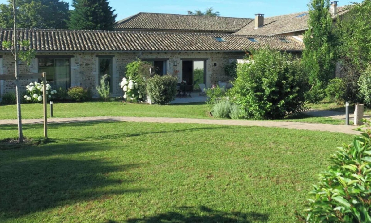 Villie-Morgon House | Stone vats with character - Beaujolais