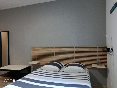 Moirans-en-Montagne Apartment | Studio 1 Classe 2, Fibre, Netflix