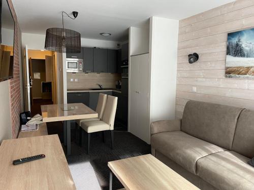 Eaux-Bonnes Apartment | Studio 4 pers à Gourette, balcon sud-ouest, animaux admis - FR-1-860-50