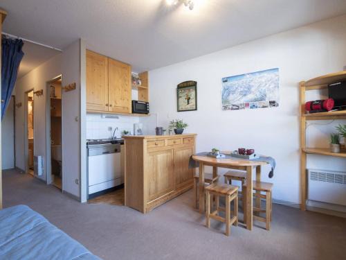 Pla d'Adet Apartment | Studio 4 personnes avec balcon proche pistes de ski - FR-1-296-316