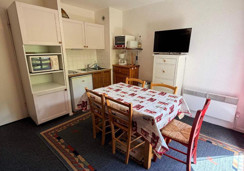 Prapoutel Apartment | Studio cabine 4 pers au pied des pistes, sud avec balcon - FR-1-557-39