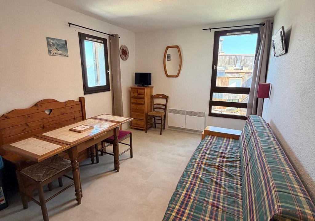 Prapoutel Apartment | Studio cabine 4 pers., pied des pistes, vue vallée - FR-1-557-114