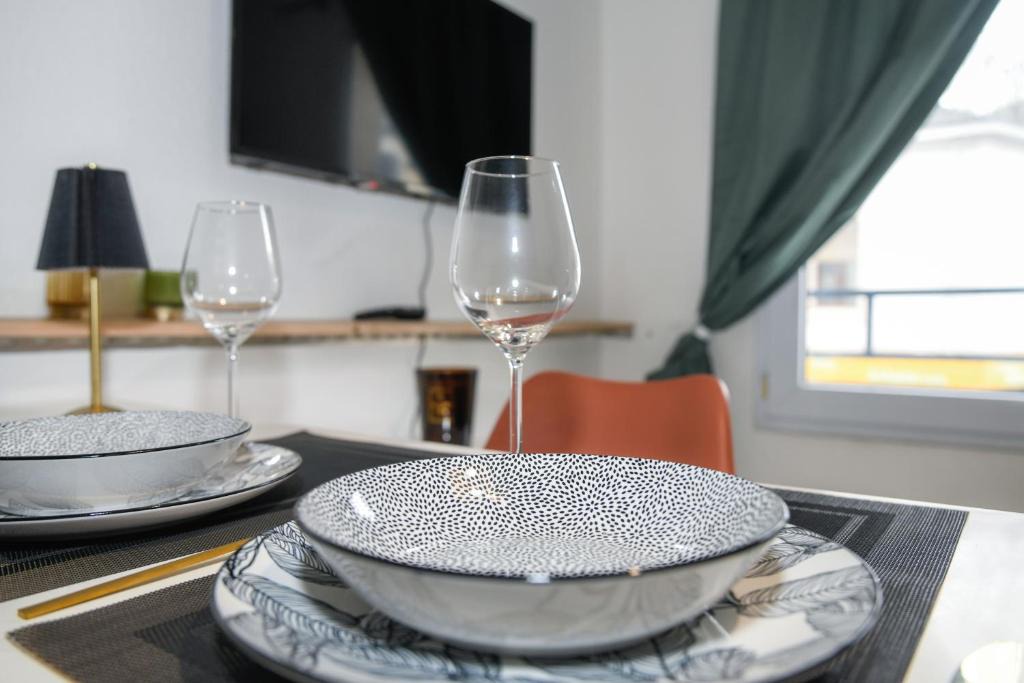 Madeleine-Champ de Mars Apartment | Studio cosy cité des congrès wifi fibre