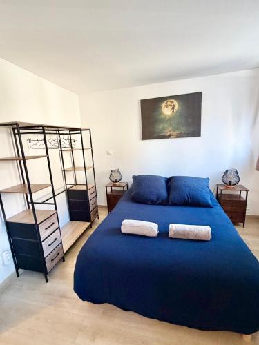 Villersexel Apartment | Studio cosy neuf, Cafe offert, Fibre et entree autonome