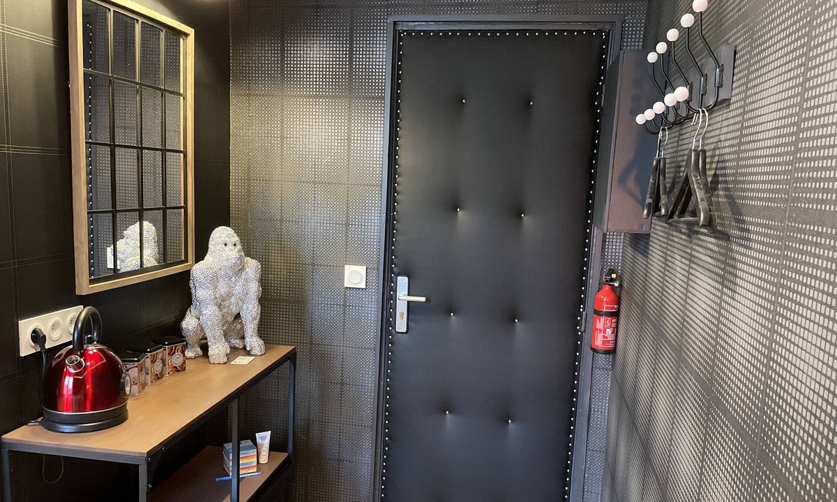 Paroisse Notre-Dame Apartment | ★Studio Frères Lumière★Centre ville Dole - Wifi Netflix