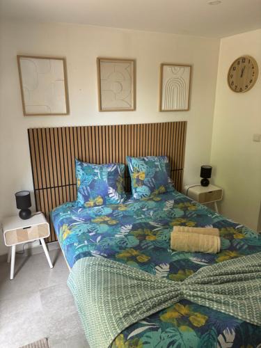 Sainte-Genevieve-des-Bois Apartment | Studio proche PARIS-orly