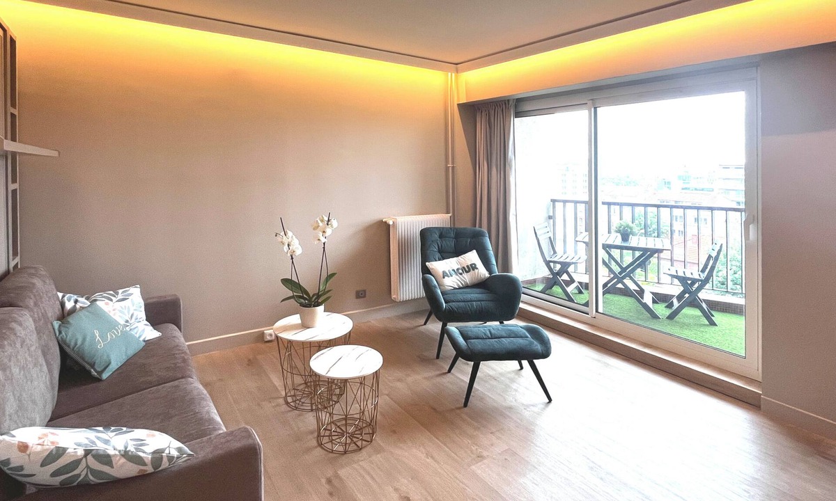 Gentilly Apartment | Studio Thélissa - At the foot of Metro Station Gentilly - Free parking