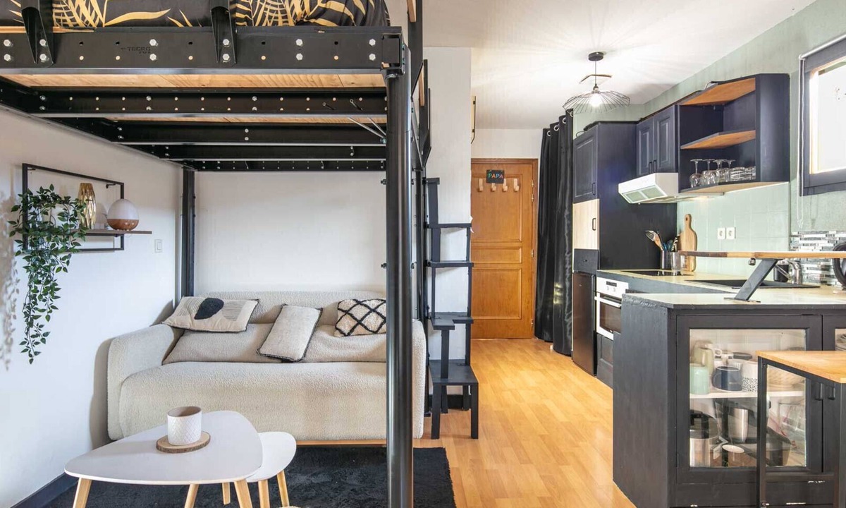 Giez Apartment | Studio welcoming 2 people - Balcony - Swimming pool